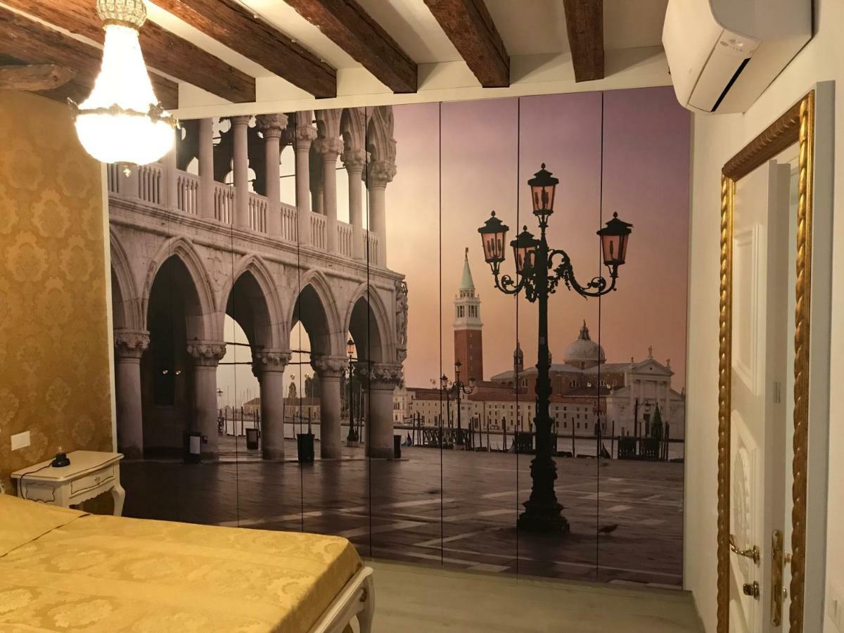 La Residenza Di Carlo Close To Piazza San Marco Appartamento